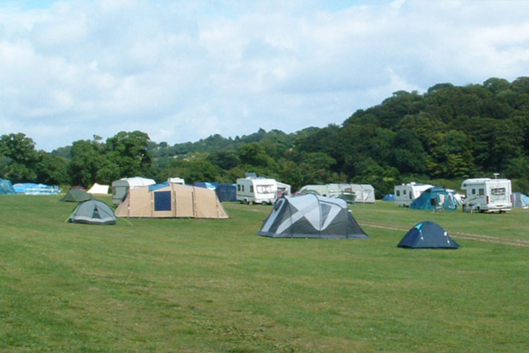 Tregedna Campsite - Image 1 - UK Tourism Online