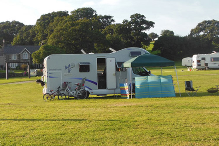 Tregedna Campsite - Image 2 - UK Tourism Online