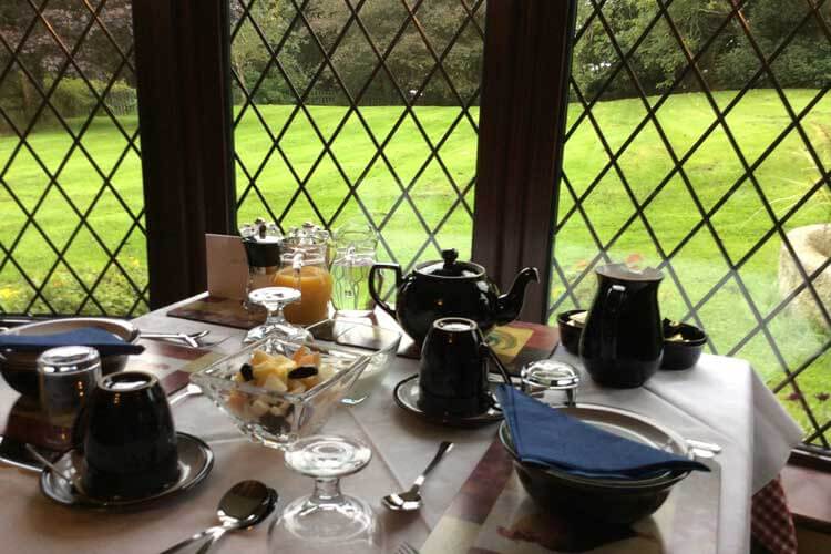 Tremaine Farmhouse Bed & Breakfast - Image 3 - UK Tourism Online