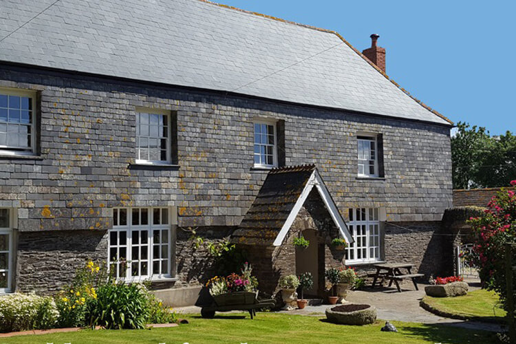 Trenake Manor Farm - Image 1 - UK Tourism Online