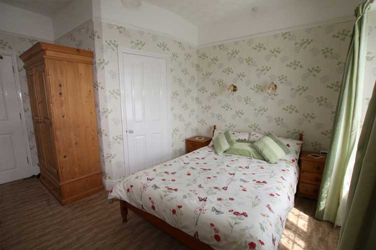 Trenona Farm B&B - Image 4 - UK Tourism Online