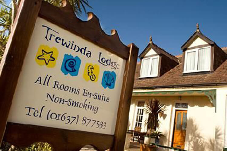 Trewinda Lodge - Image 1 - UK Tourism Online