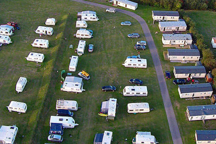 Trewiston Farm Campsite - Image 1 - UK Tourism Online