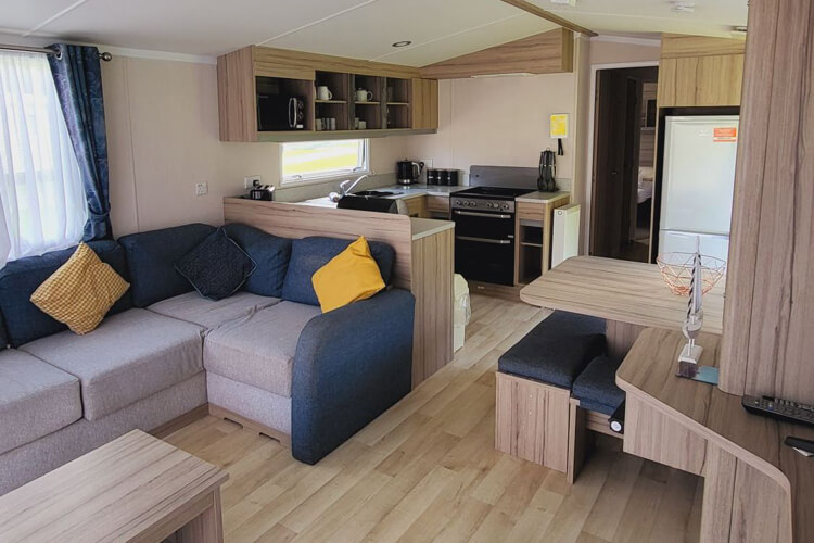 Valley Caravan Park - Image 3 - UK Tourism Online