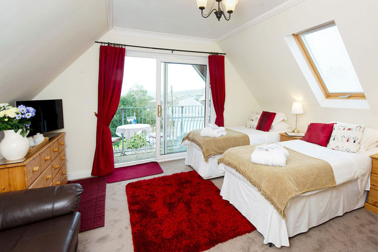 Wadebridge Bed and Breakfast - Image 1 - UK Tourism Online