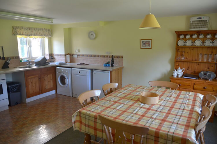 Wainsford Riverside Cottages - Image 3 - UK Tourism Online