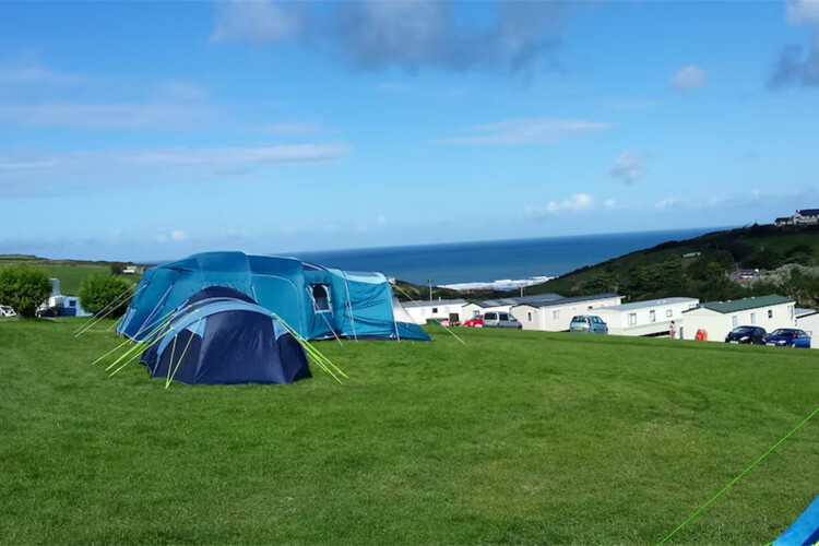 Widemouth Bay Caravan Park - Image 3 - UK Tourism Online