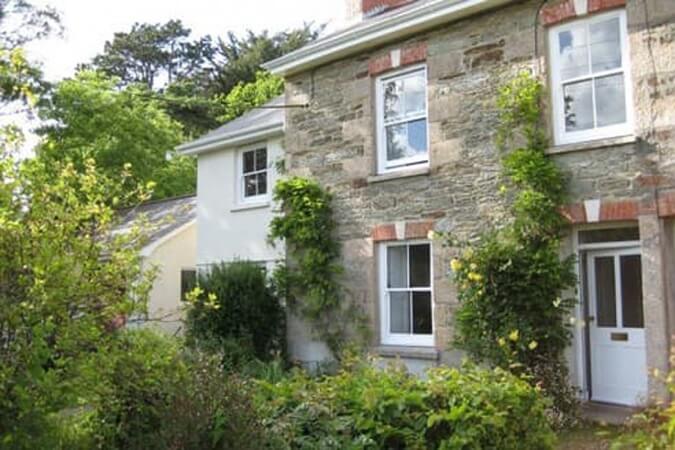 Wild Daisy Cottage Thumbnail | Falmouth - Cornwall | UK Tourism Online