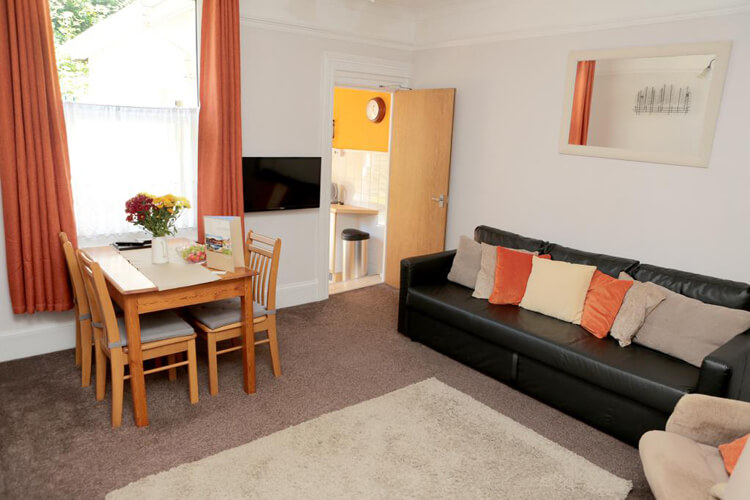 Abbey View Holiday Flats - Image 2 - UK Tourism Online