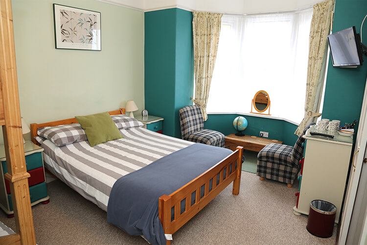 Acorns Guest House - Image 3 - UK Tourism Online