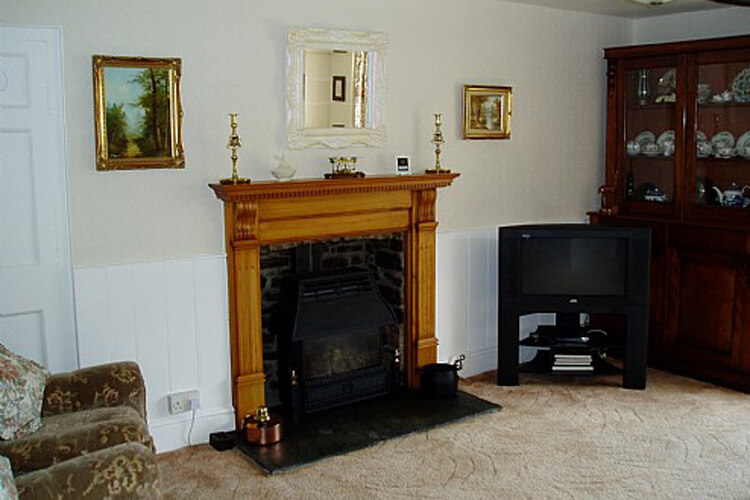 Alscott Barton Farmhouse - Image 4 - UK Tourism Online