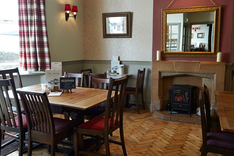 Anchor Inn - Image 2 - UK Tourism Online