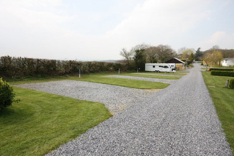 Barley Meadow Camping & Caravanning Site - Image 2 - UK Tourism Online