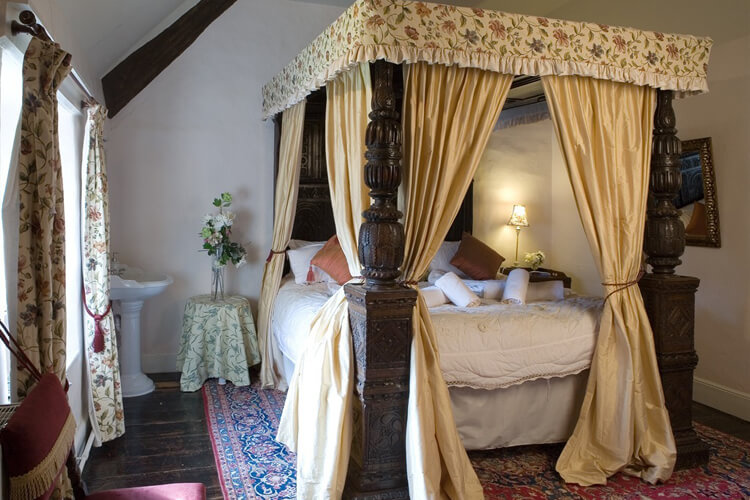 Bickleigh Castle - Image 3 - UK Tourism Online