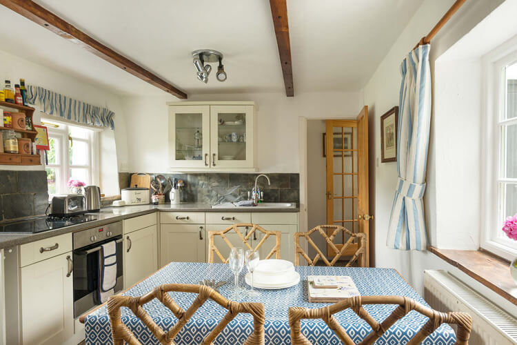 Bratton Mill Cottage - Image 3 - UK Tourism Online