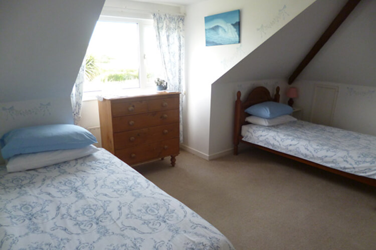 Breakers Guesthouse - Image 3 - UK Tourism Online