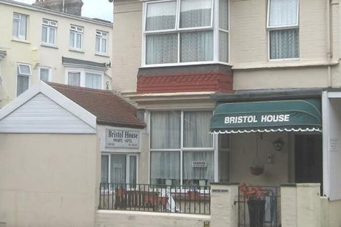 Bristol House Hotel Thumbnail | Paignton - Devon | UK Tourism Online
