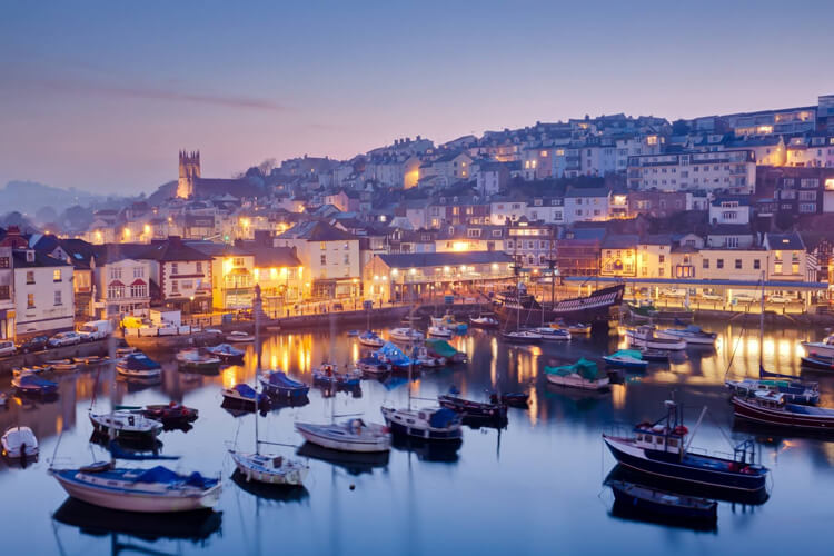 Brixham Harbourside Holiday Flats - Image 1 - UK Tourism Online