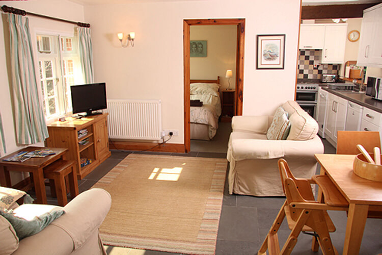 Budleigh Farm Cottages - Image 3 - UK Tourism Online