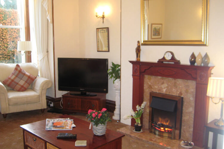 Cleve Court Hotel - Image 5 - UK Tourism Online