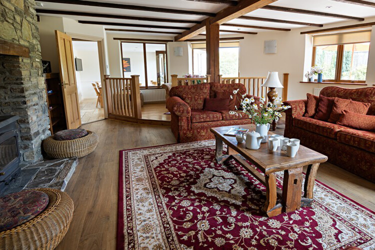 Combrew Farm Cottages - Image 3 - UK Tourism Online