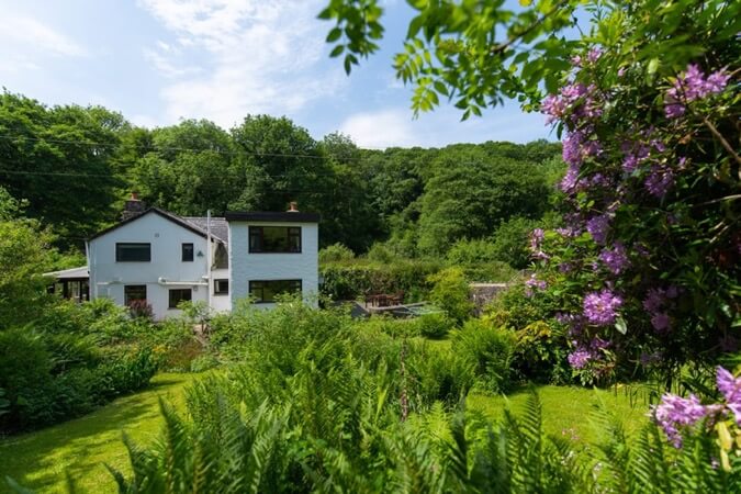 Crooked Lake Cottage Thumbnail | Barnstaple - Devon | UK Tourism Online