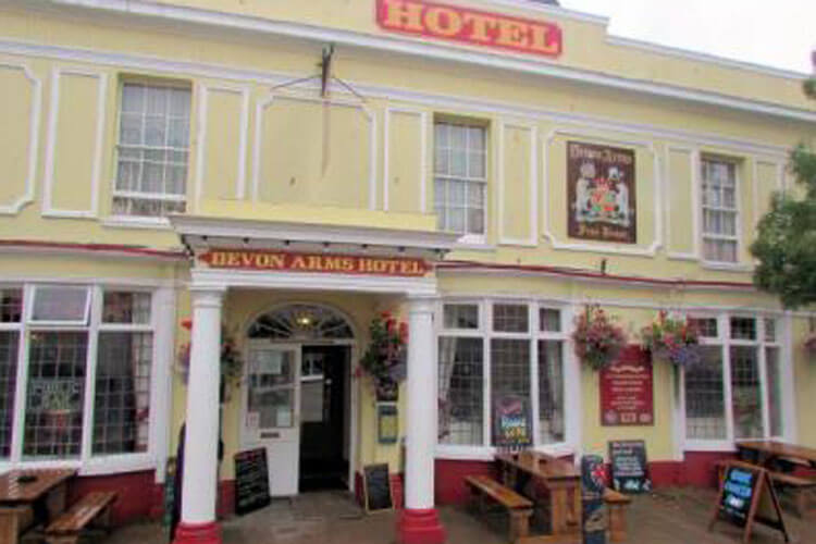 Devon Arms - Image 1 - UK Tourism Online