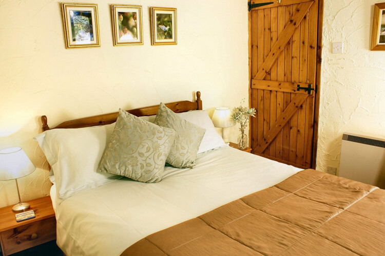 Dittiscombe Holiday Cottages - Image 3 - UK Tourism Online