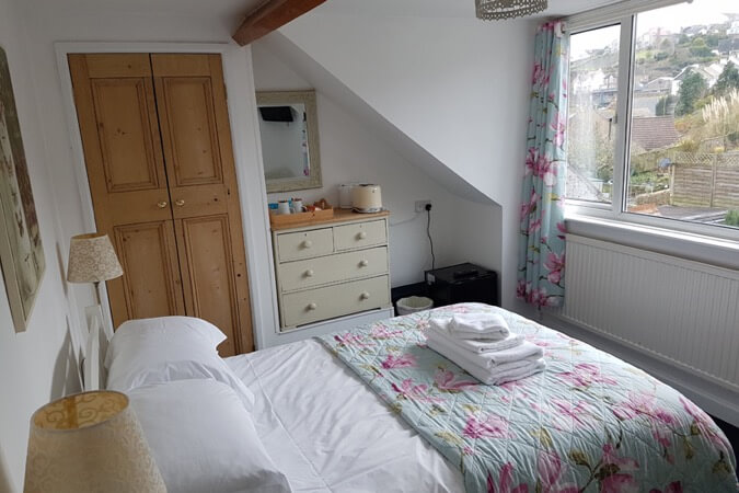 Durham House Bed & Breakfast Thumbnail | Seaton - Devon | UK Tourism Online