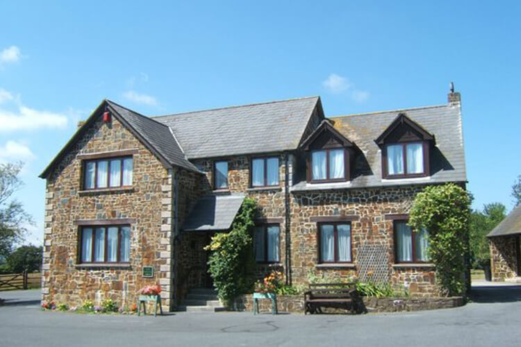 Fairway Lodge - Image 1 - UK Tourism Online
