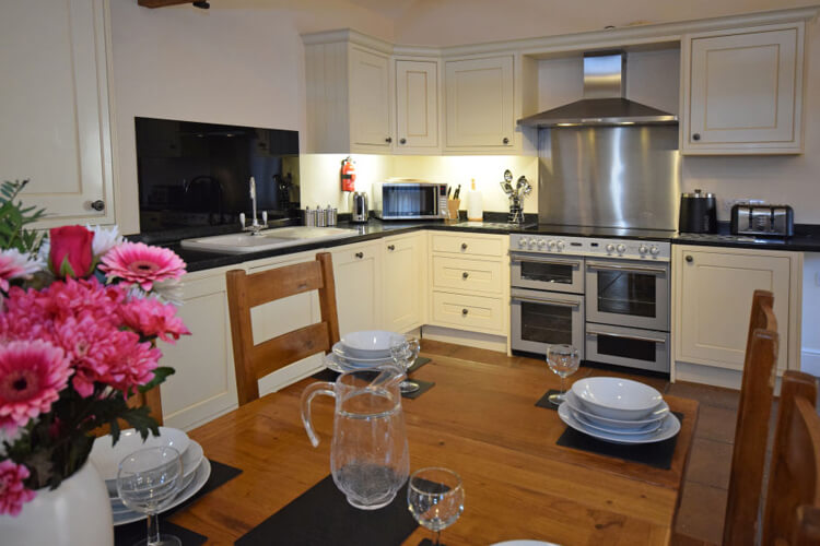 Farwood Barton Holiday Cottages - Image 5 - UK Tourism Online