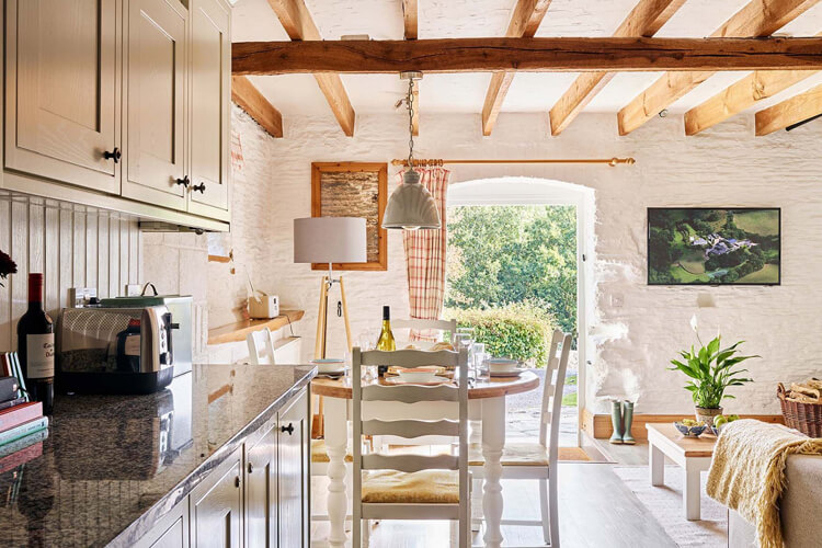 Flear Farm Cottages - Image 2 - UK Tourism Online