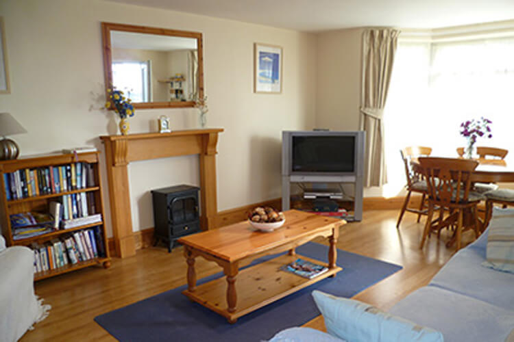 Gem Cottage - Image 2 - UK Tourism Online