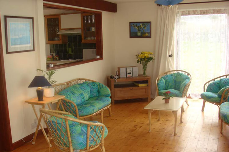 Heatherdown Cottage - Image 3 - UK Tourism Online