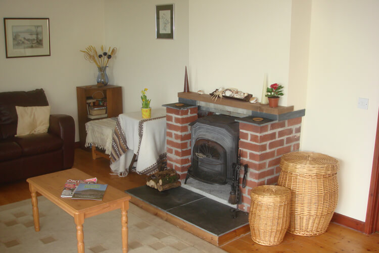 Heatherdown Cottage - Image 4 - UK Tourism Online