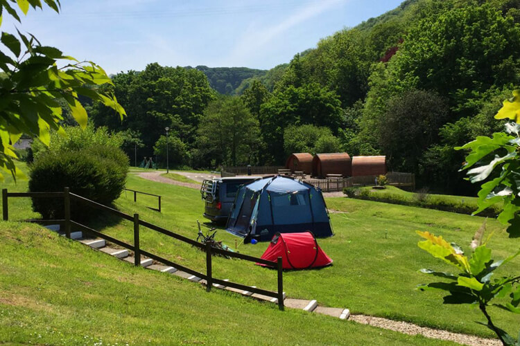 Hele Valley Holiday Park - Image 2 - UK Tourism Online