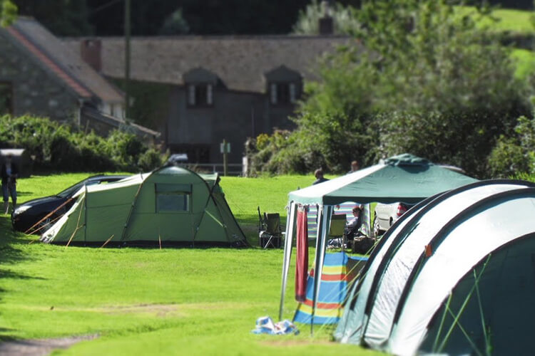 Hele Valley Holiday Park - Image 4 - UK Tourism Online