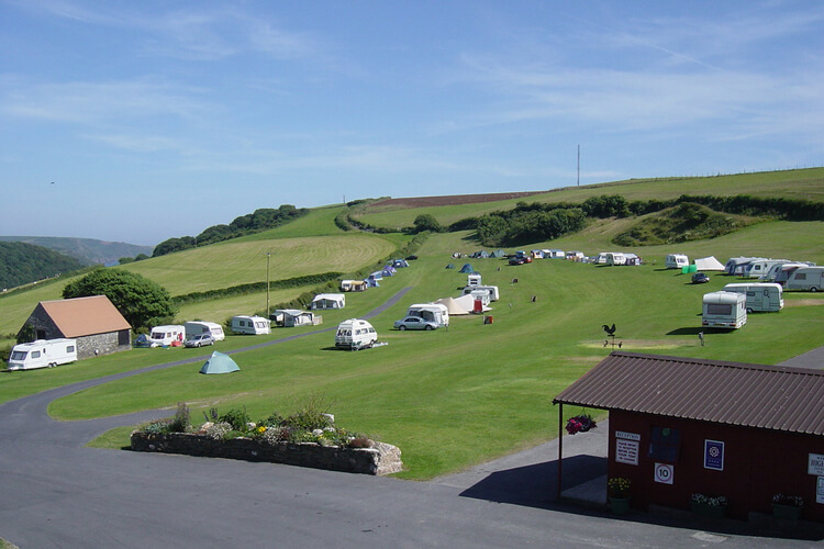 Higher Rew Caravan and Camping Park - Image 2 - UK Tourism Online