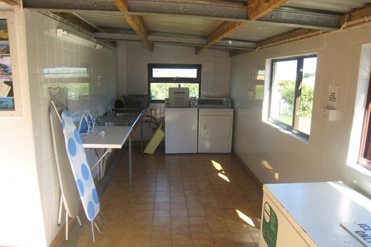 Higher Rew Caravan and Camping Park - Image 3 - UK Tourism Online