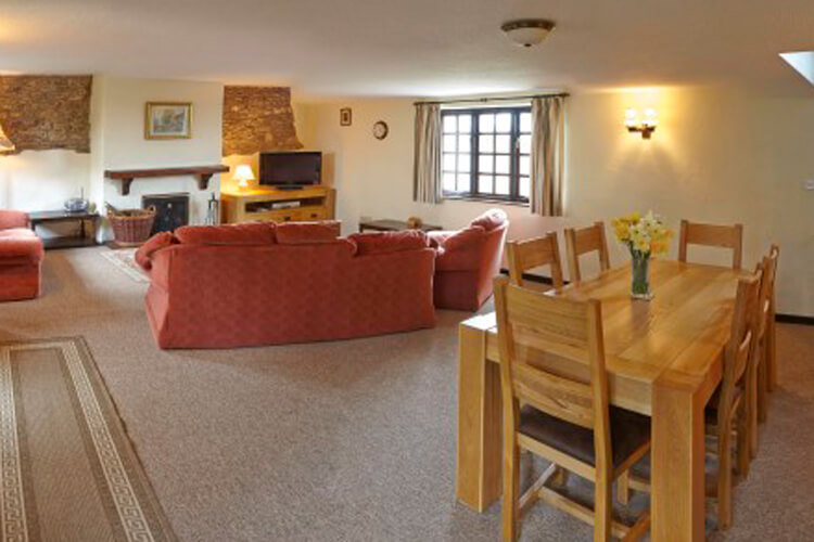 Hill Farm Cottages - Image 3 - UK Tourism Online