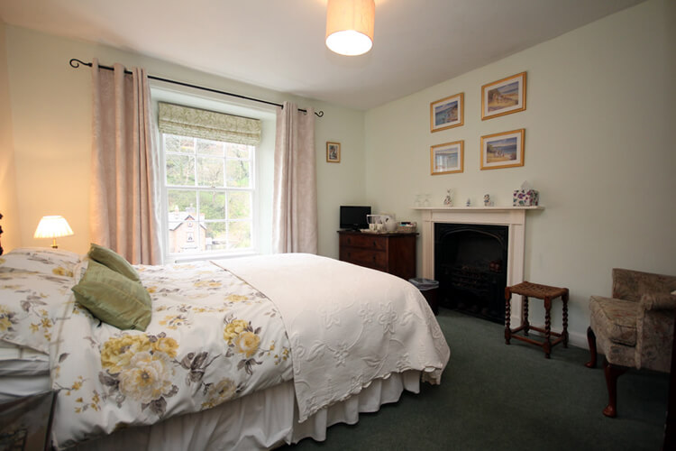 Hillside House - Image 4 - UK Tourism Online