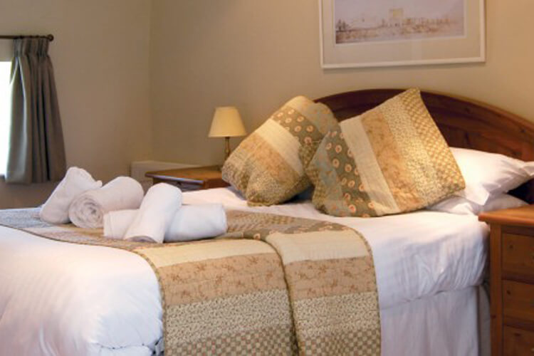 Home Farm Hotel - Image 2 - UK Tourism Online