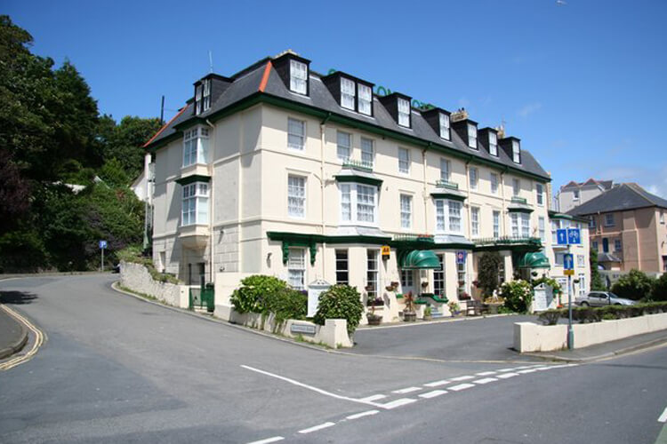 Ilfracombe Carlton Hotel - Image 1 - UK Tourism Online