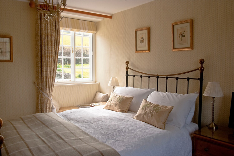 Kilbury Manor - Image 4 - UK Tourism Online