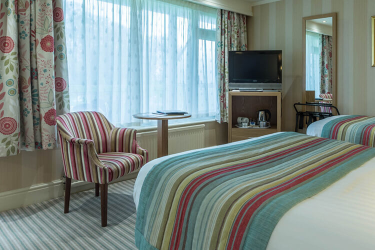 Langstone Cliff Hotel - Image 2 - UK Tourism Online