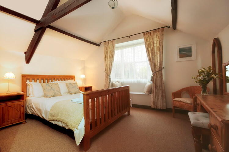 Long Barn Luxury Holiday Cottages - Image 4 - UK Tourism Online