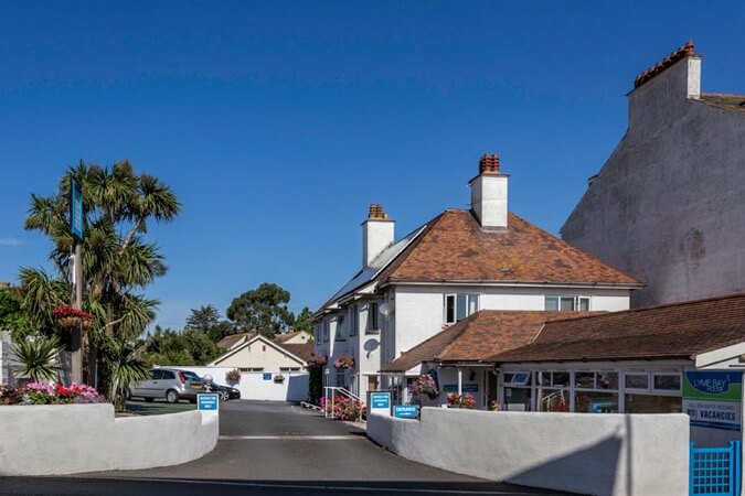 Lyme Bay House Thumbnail | Dawlish - Devon | UK Tourism Online