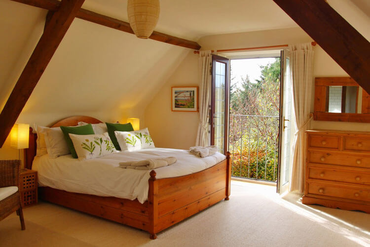 Mazzard Farm Holiday Cottages - Image 4 - UK Tourism Online