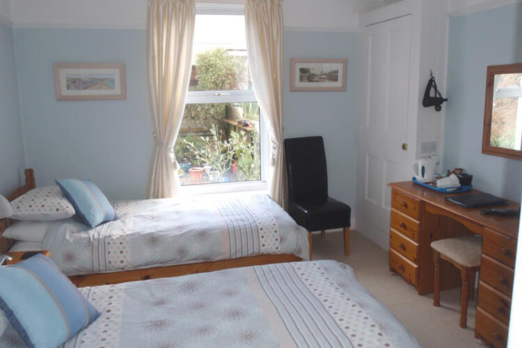 Midhurst Bed & Breakfast - Image 3 - UK Tourism Online