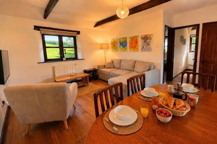 Northcote Manor Farm - Image 3 - UK Tourism Online